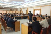 企业年中聚会策划计划怎么做？？？？？？